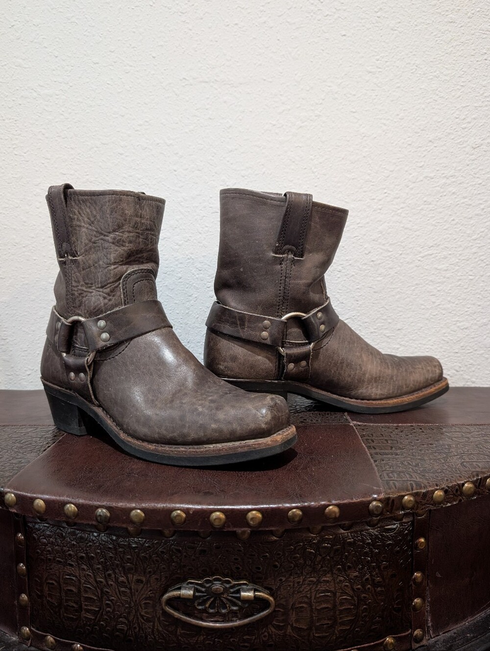 Frye Harness 8R Smoke Gray Biker Moto Motorcycle Short Ankle Boots Size 8.5